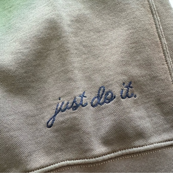 Nike French Terry Tie Dye Crewneck Brand New Size Large - Picture 4 of 5